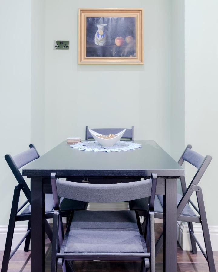 Central Stylish 2-Bed Apartment In London Exterior photo